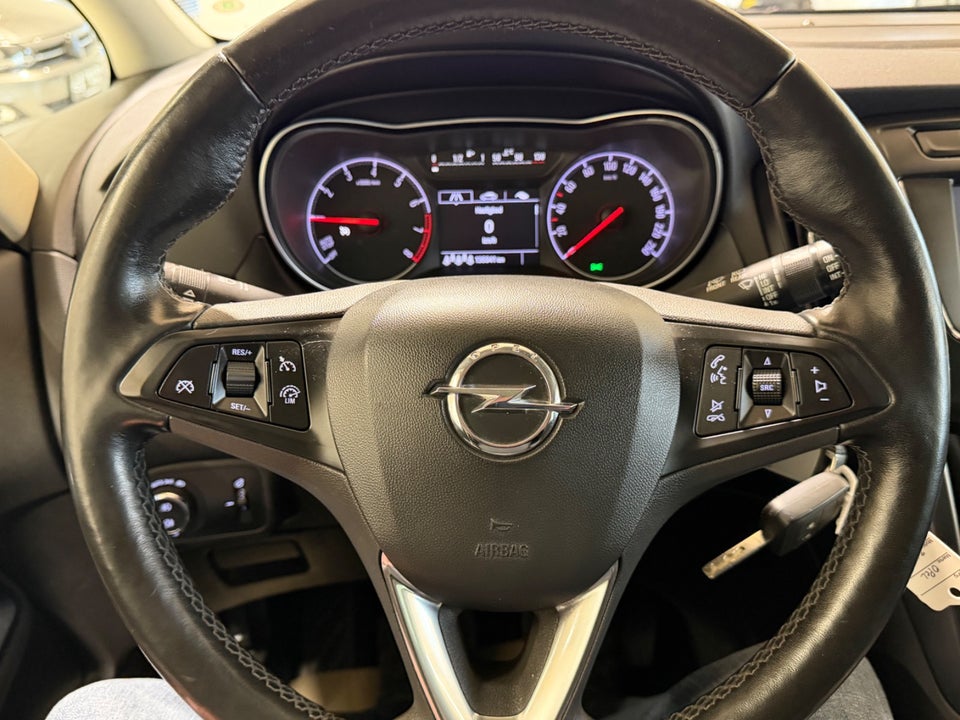 Opel Zafira Tourer 1,4 T 140 Innovation 7prs 5d