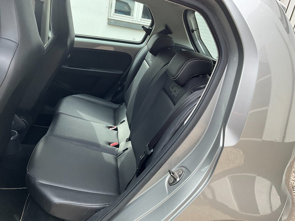 VW Up! 1,0 75 High Up! ASG 5d