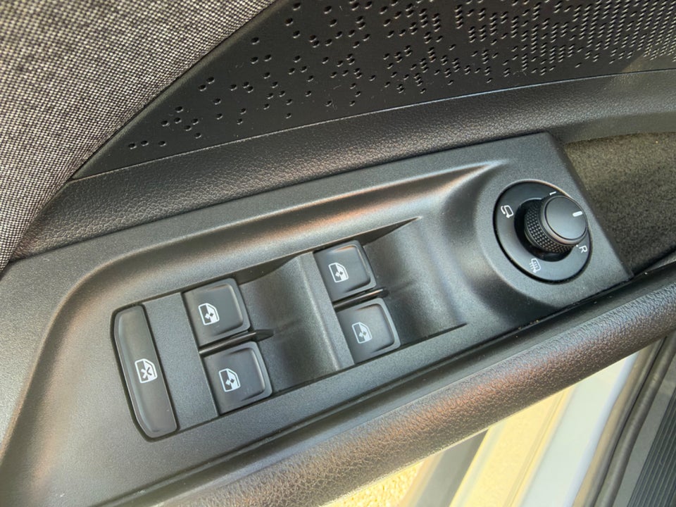 Skoda Enyaq 60 iV Loft 5d