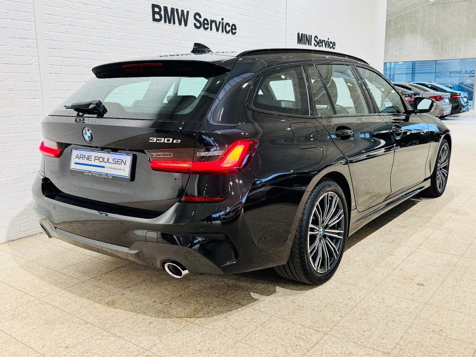 BMW 330e 2,0 Touring M-Sport aut. 5d