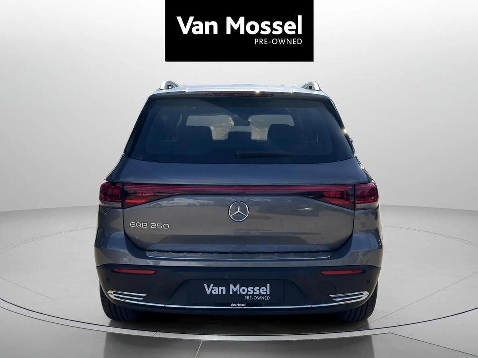 Mercedes EQB250 Progressive 5d