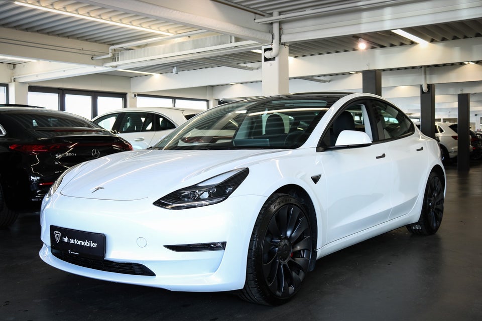 Tesla Model 3 Performance AWD 4d