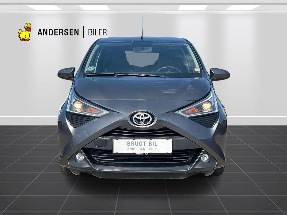 Toyota Aygo 1,0 VVT-i x-press 5d