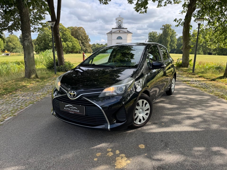 Toyota Yaris 1,0 VVT-i T2 Komfort 5d