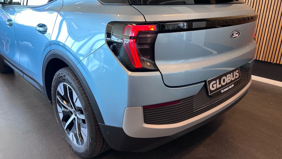 Ford Explorer 77 Select Extended Range 5d
