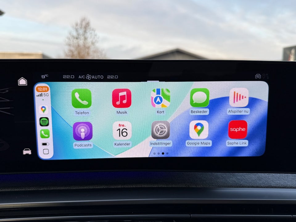 Peugeot e-3008 77 GT Pack 5d