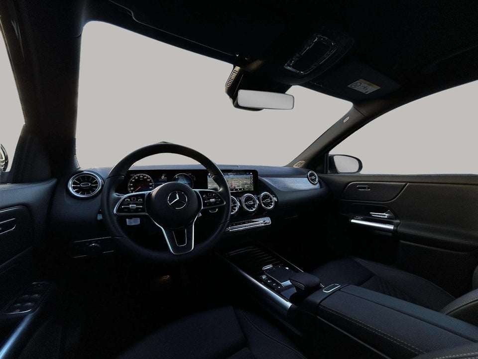 Mercedes EQA250+ Progressive 5d