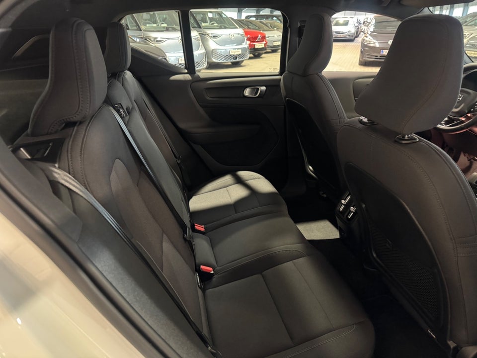 Volvo XC40 ReCharge Extended Range Ultimate 5d