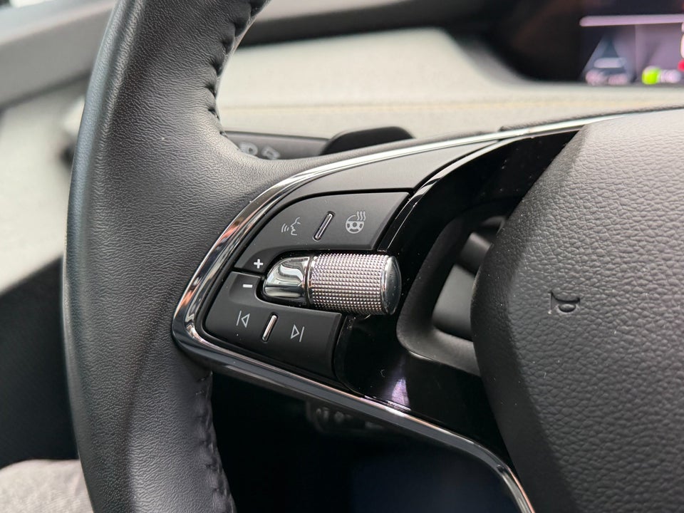 Skoda Enyaq 80x iV Maxx 5d