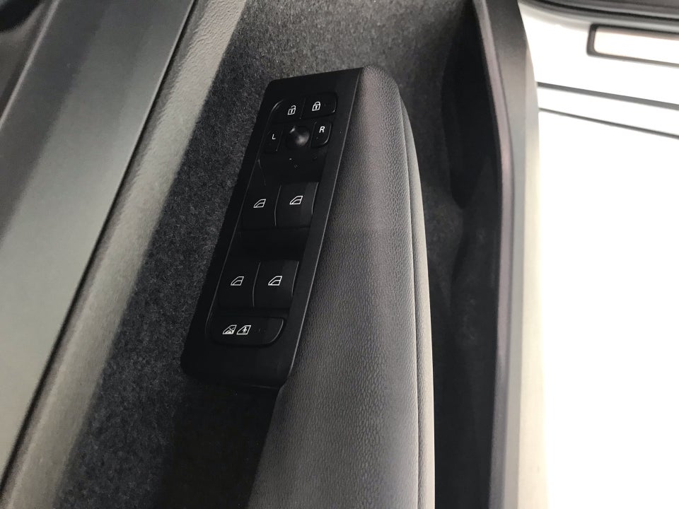 Volvo XC40 P6 ReCharge Ultimate 5d