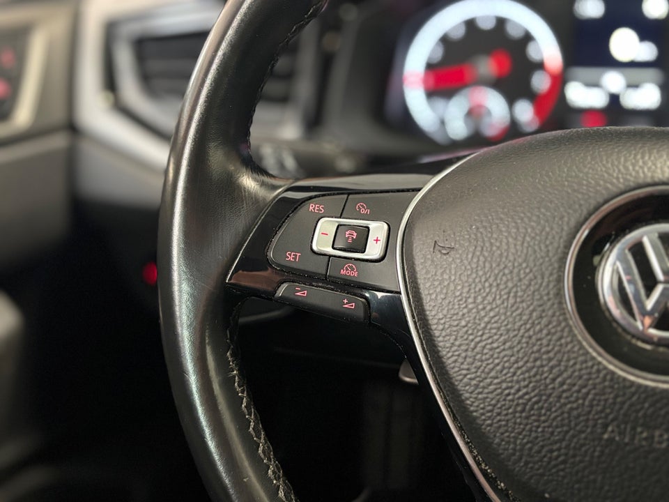 VW Polo 1,0 TSi 95 Comfortline Connect Van 5d