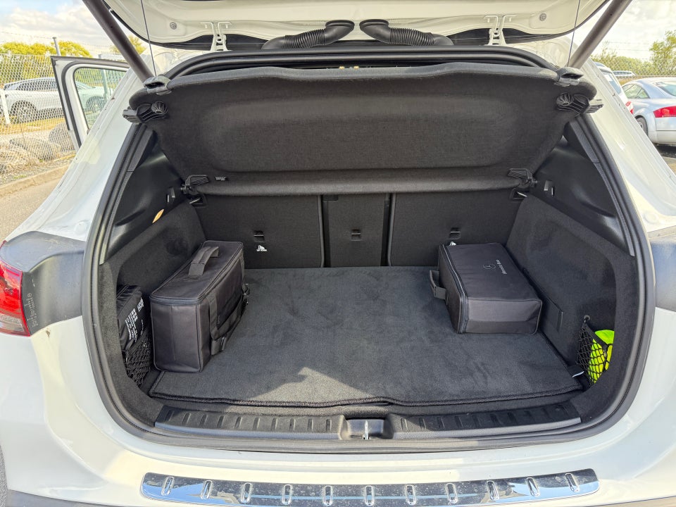 Mercedes EQA250 AMG Line 5d