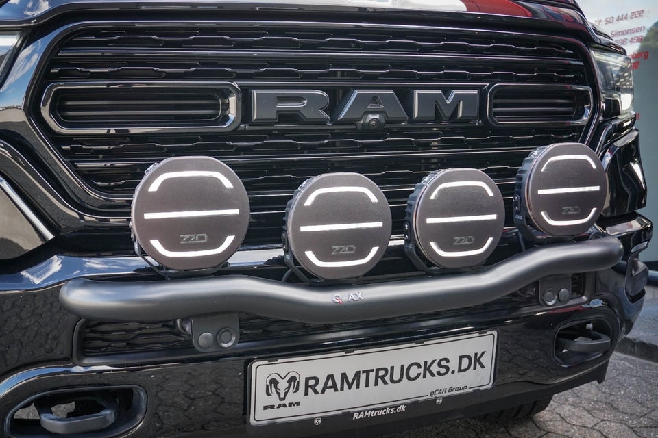 Dodge RAM 1500 5,7 V8 Hemi Limited Night aut. 4d
