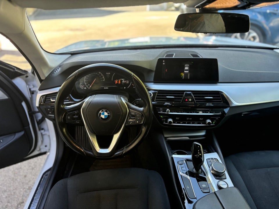 BMW 520d 2,0 Connected aut. 4d