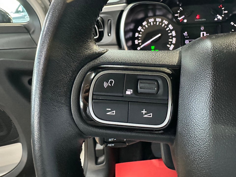 Citroën C3 1,2 PureTech 83 Shine 5d