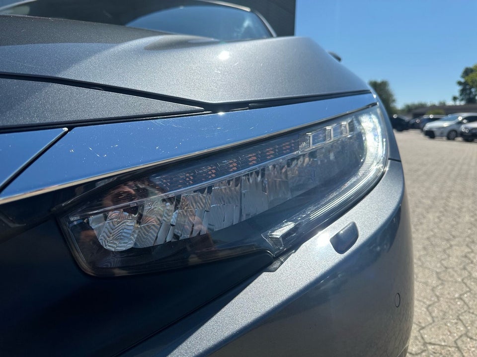 Honda Civic 1,5 VTEC Turbo Executive CVT 5d