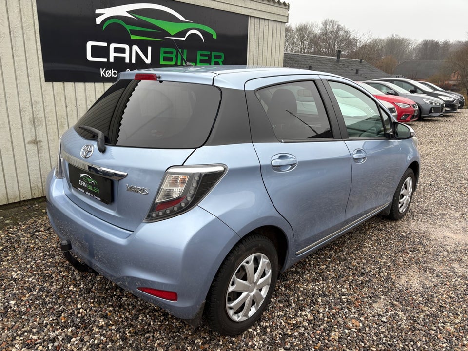 Toyota Yaris 1,0 VVT-i T2 Style 5d