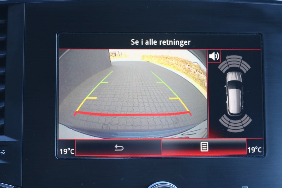 Renault Megane IV 1,3 TCe 140 Limited Sport Tourer 5d