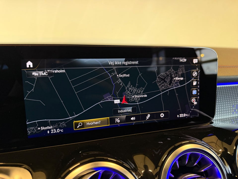 Mercedes EQB250 AMG Line 5d