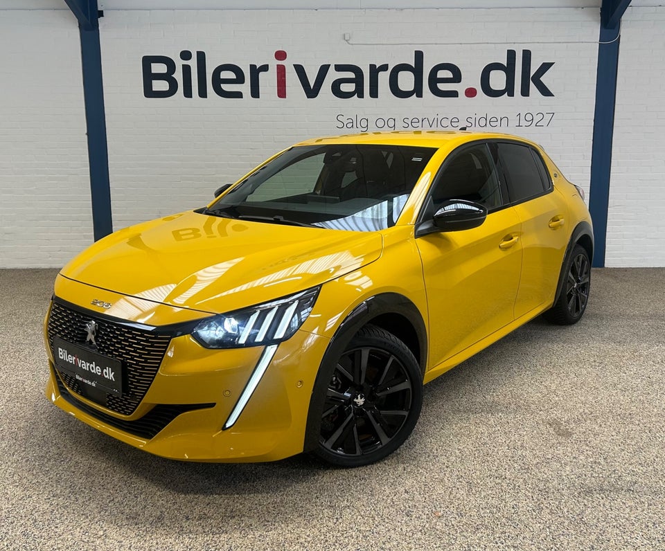 Peugeot e-208 50 GT 5d