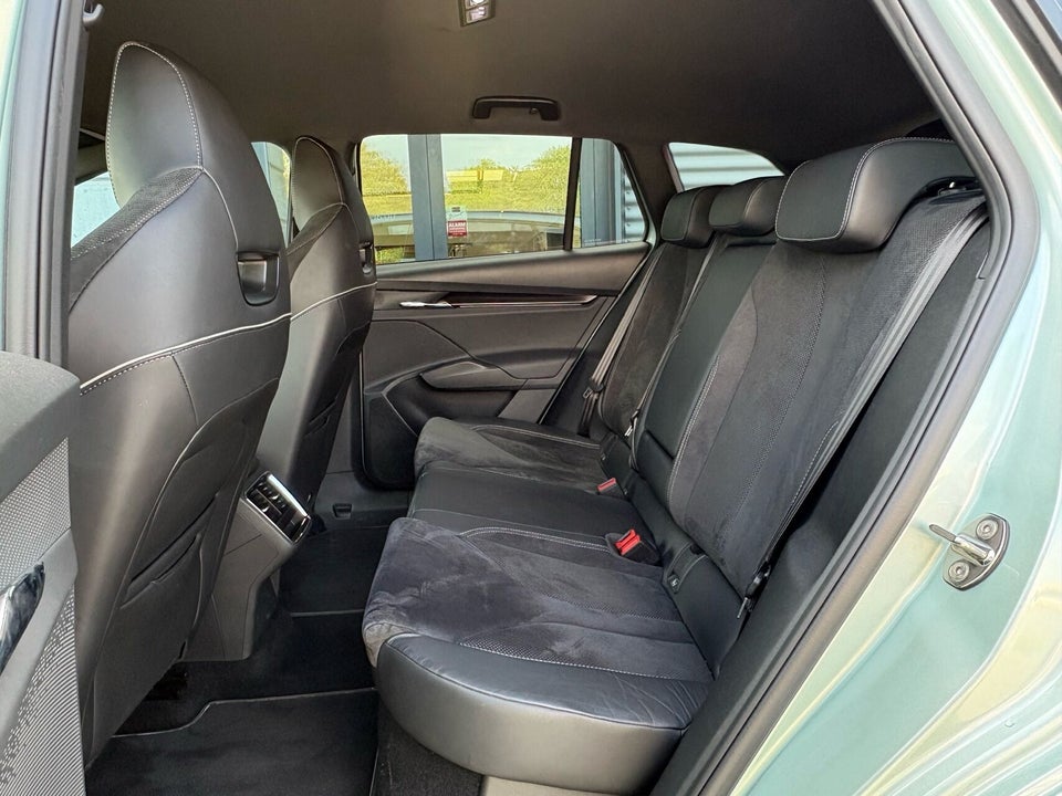 Skoda Enyaq 60 iV Sportline 5d