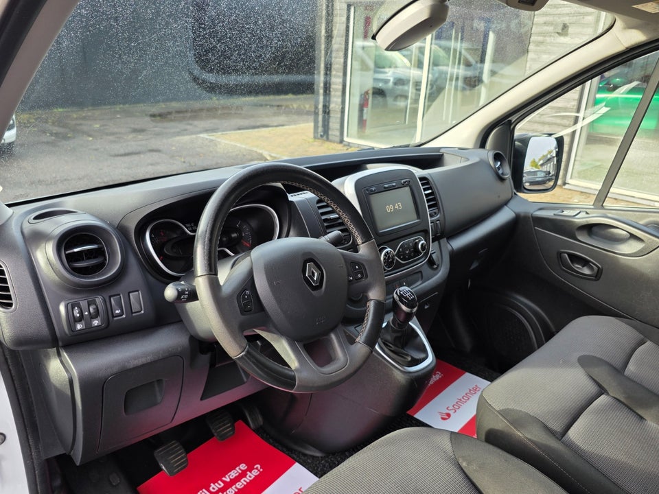 Renault Trafic T29 2,0 dCi 120 L2H1