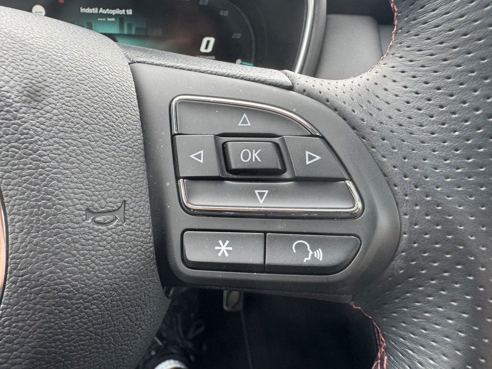 MG EHS 1,5 PHEV Luxury 5d