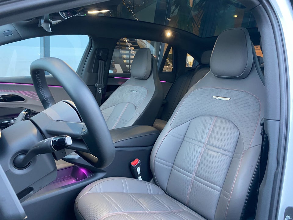 Hongqi EH7 111 Exclusive 4d