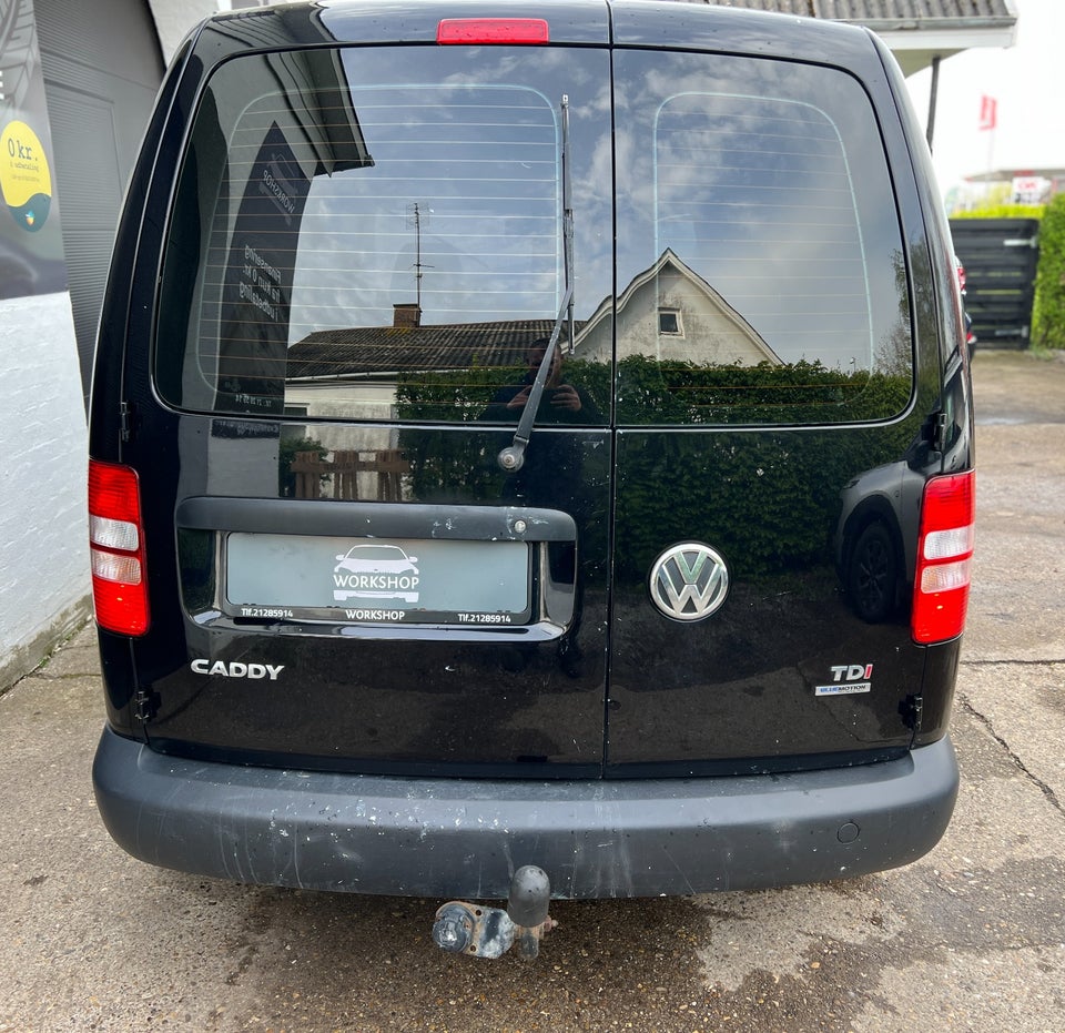 VW Caddy 1,6 TDi 102 BMT Van 5d