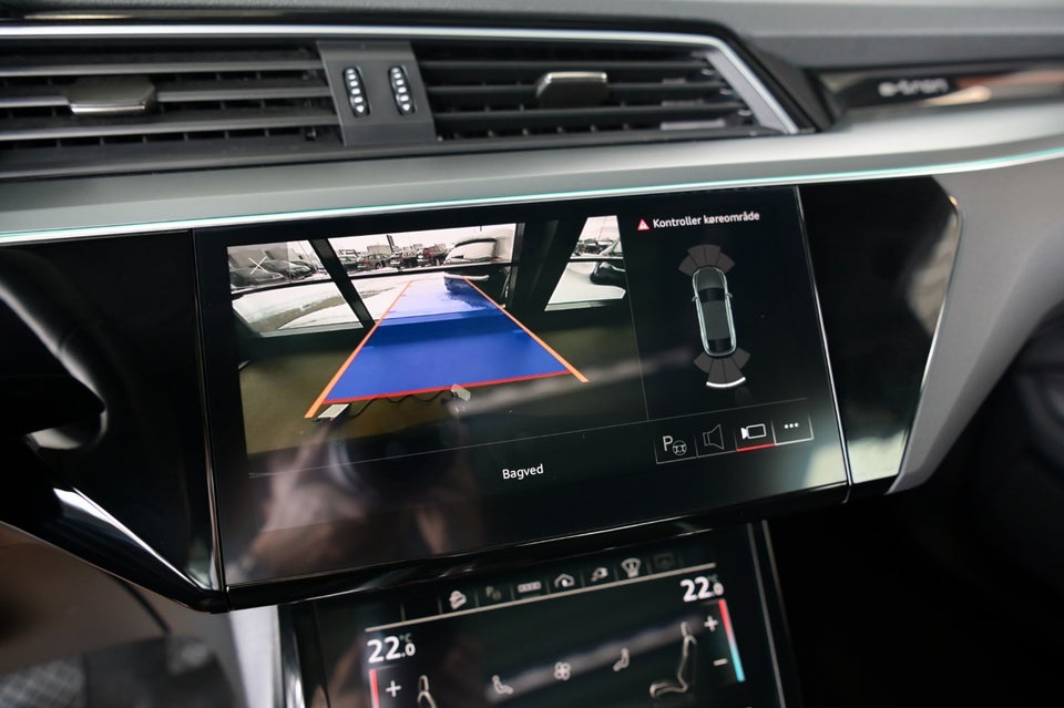 Audi e-tron 55 S-line Sportback quattro 5d