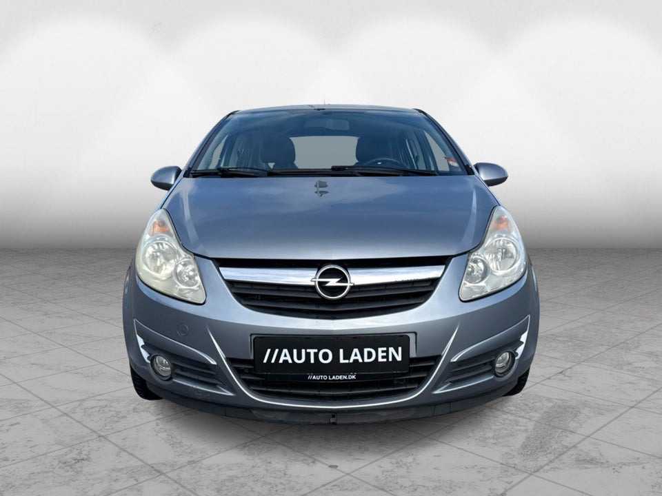 Opel Corsa 1,2 16V Cosmo aut. 5d