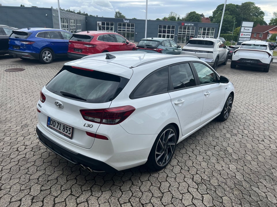 Hyundai i30 1,5 T-GDi mHEV N-Line stc. DCT 5d