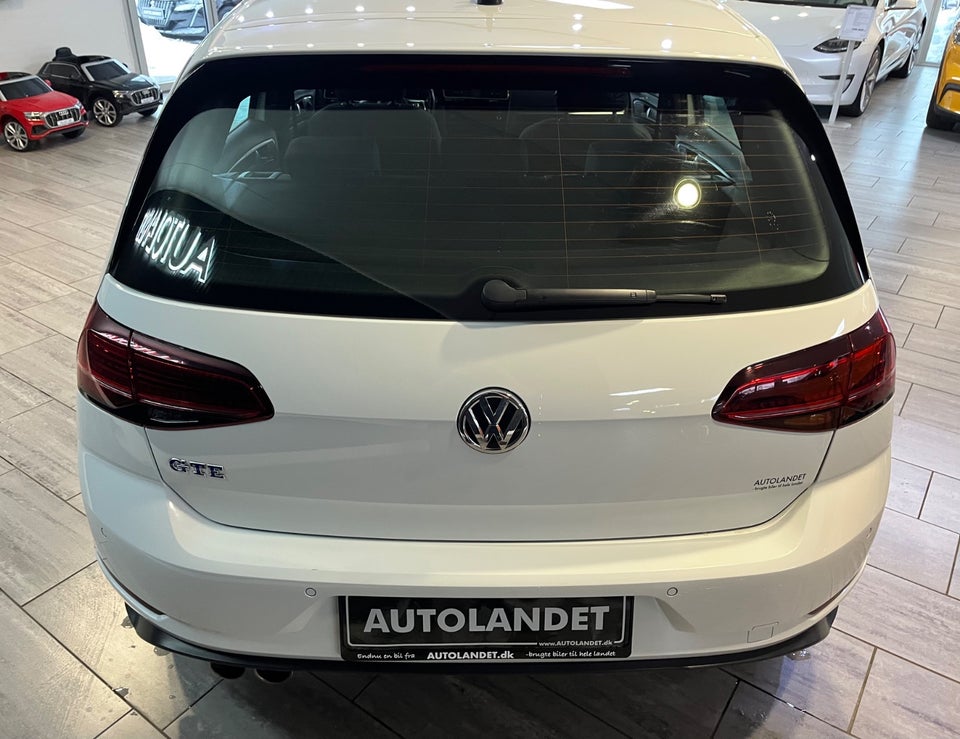VW Golf VII 1,4 GTE DSG 5d