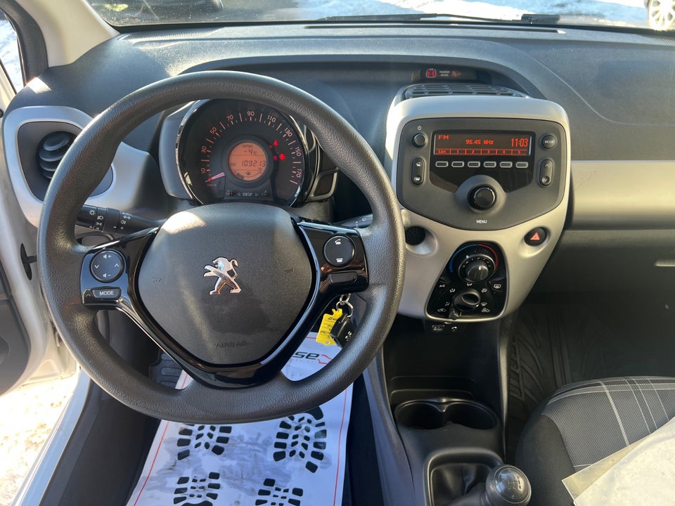 Peugeot 108 1,0 e-VTi 69 Allure 5d