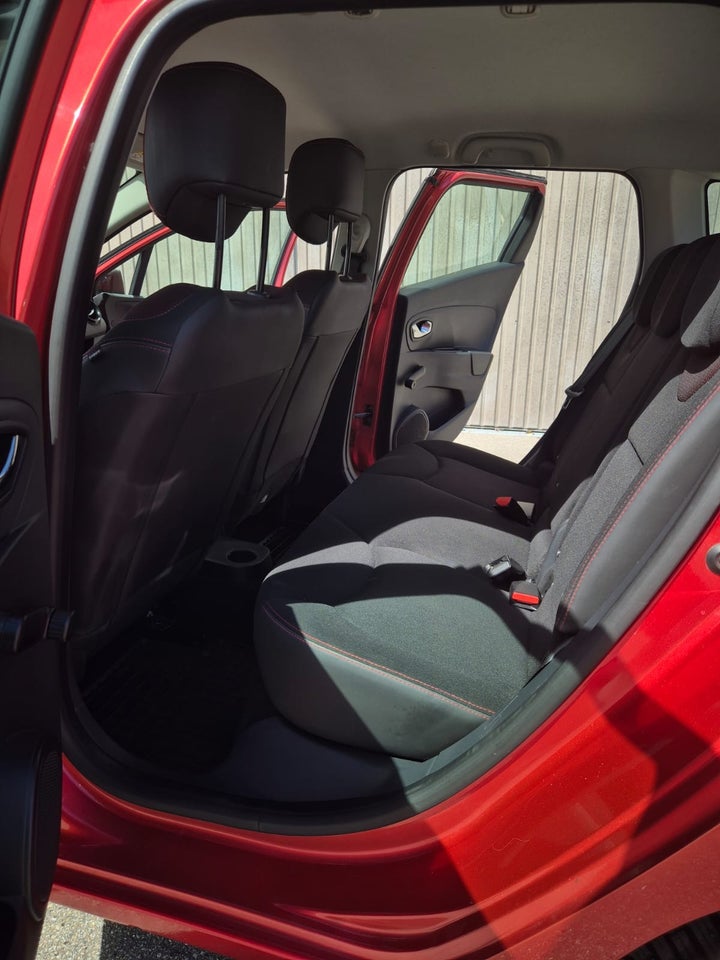 Renault Clio IV 1,2 16V Expression Sport Tourer 5d