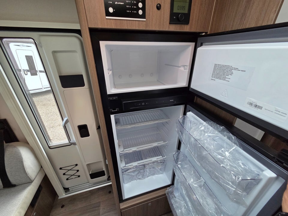 Carado T457 PRO+ 2,0 JTD 140 3d