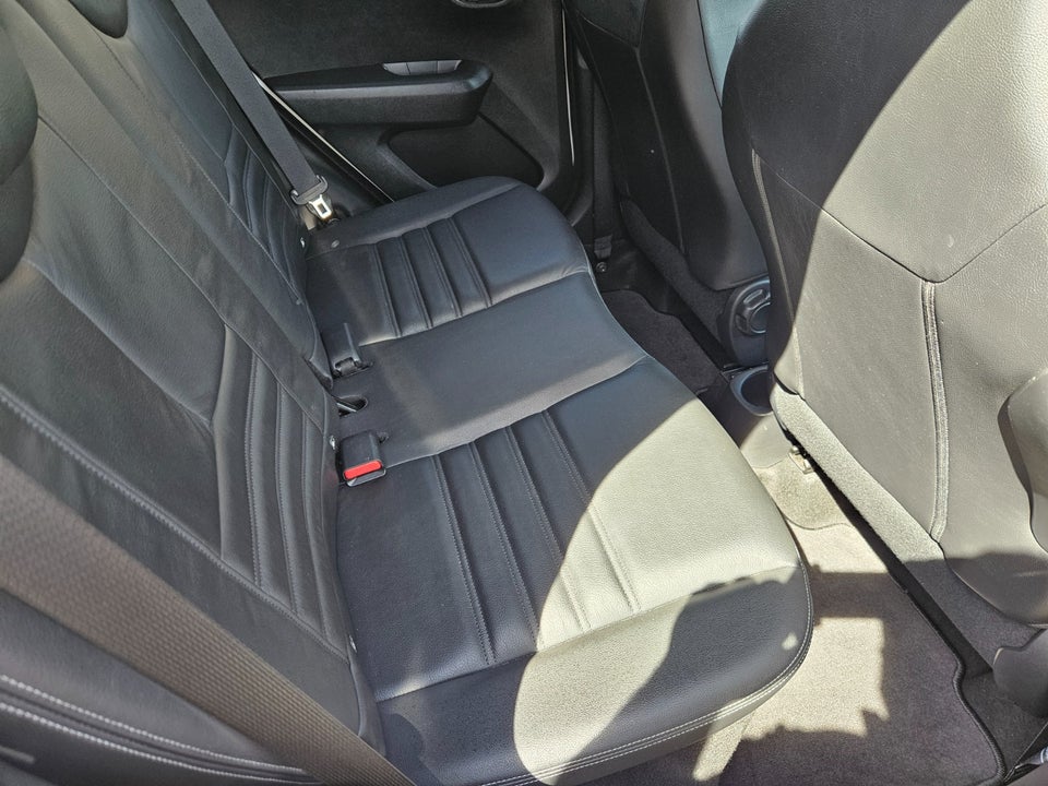Toyota Aygo 1,0 VVT-i x-cellence 5d