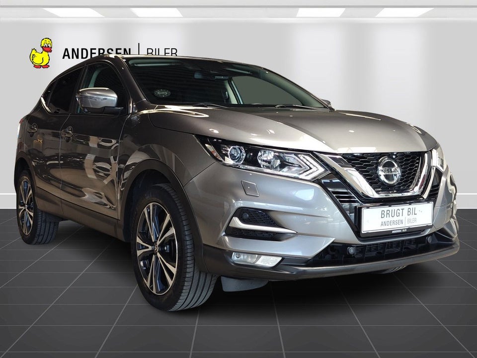 Nissan Qashqai 1,3 Dig-T 140 N-Connecta 5d