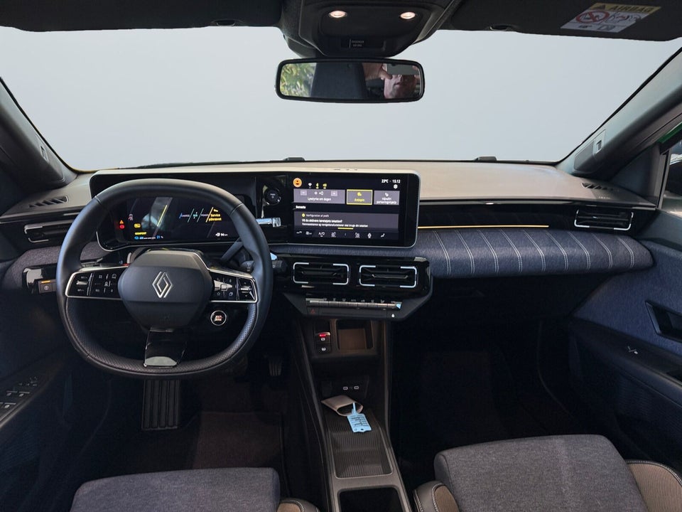 Renault 5 E-Tech 52 Techno 5d