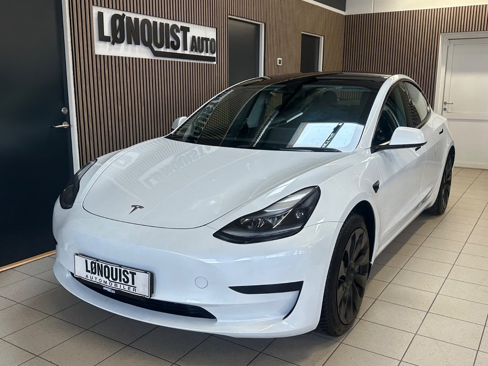 Tesla Model 3 RWD 4d