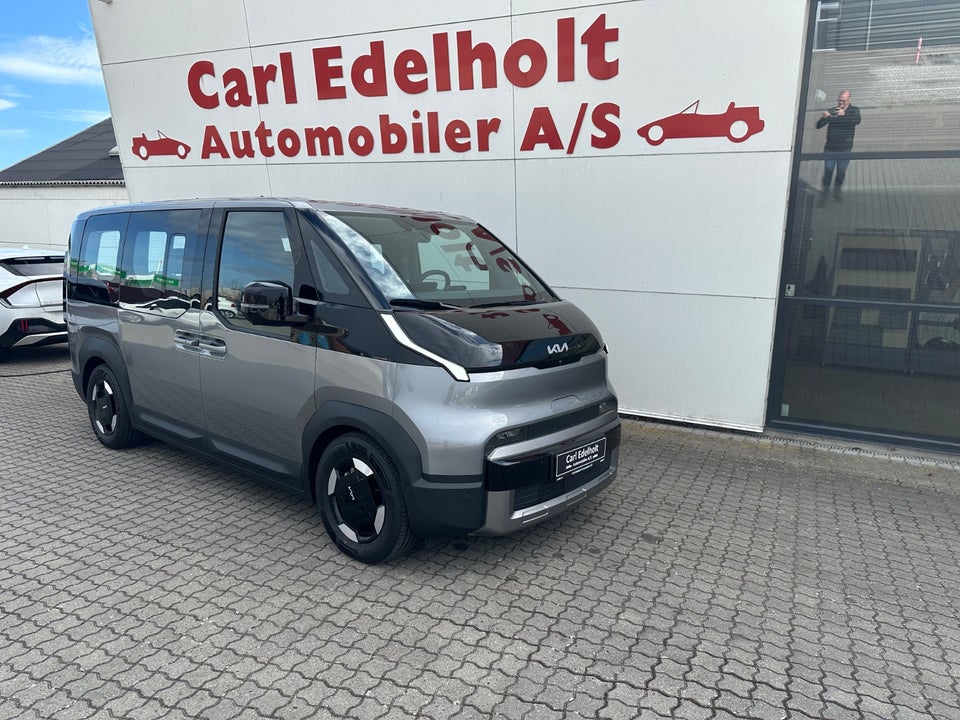 Kia PV5 71 Long Range Upgrade 5d