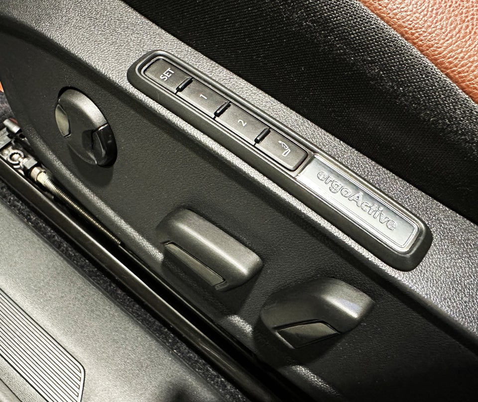 VW ID.4 77 Pro Performance Tech 5d