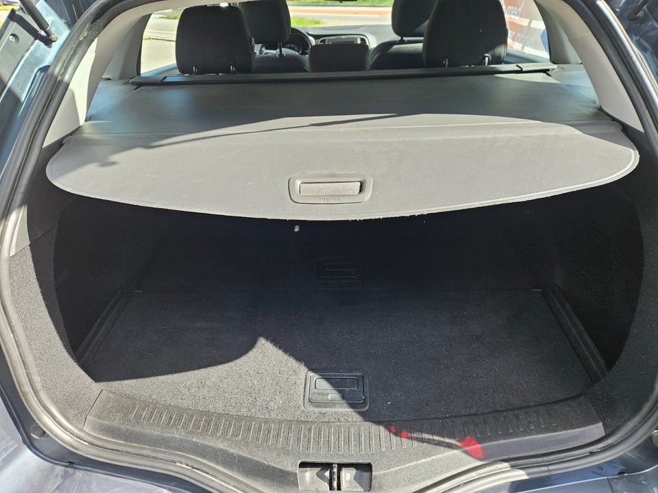 Renault Megane IV 1,2 TCe 100 Zen Sport Tourer 5d