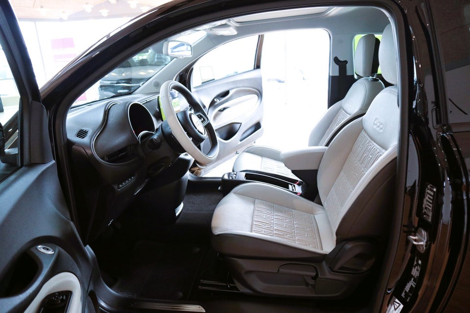 Fiat 500e 42 la Prima by Bocelli 3d