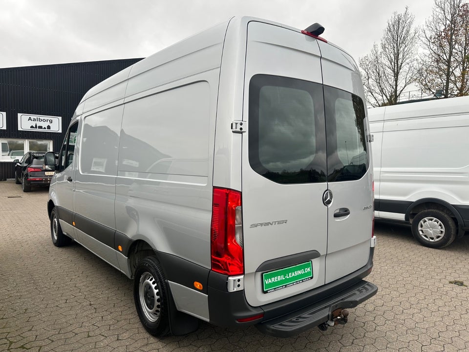 Mercedes Sprinter 319 3,0 CDi A2 Kassevogn aut. RWD