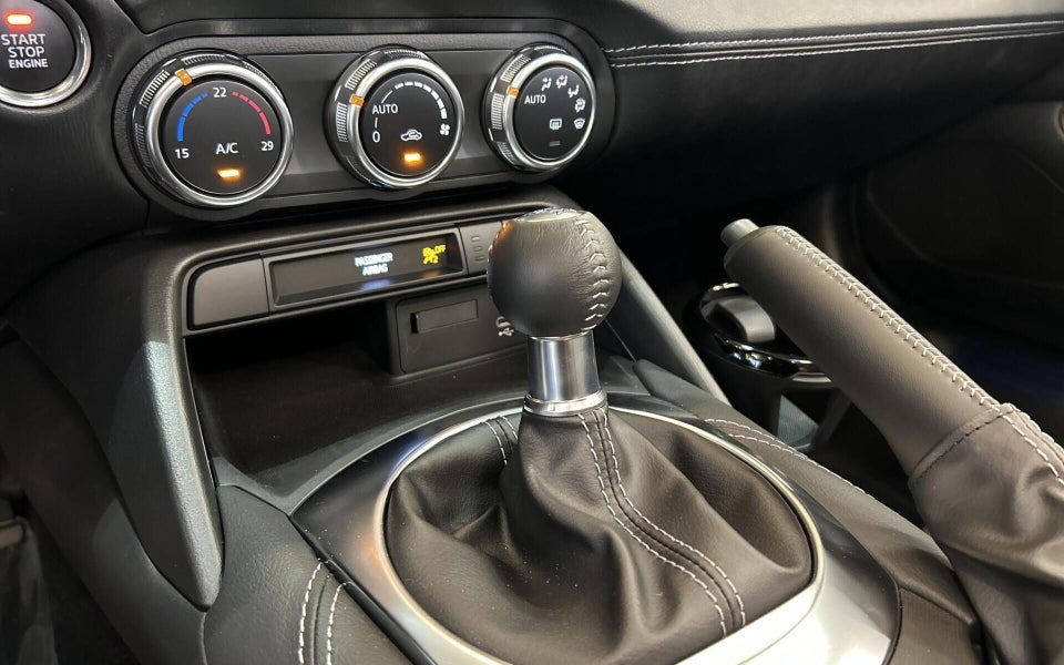 Mazda MX-5 1,5 SkyActiv-G 132 Roadster Exclusive-Line 2d