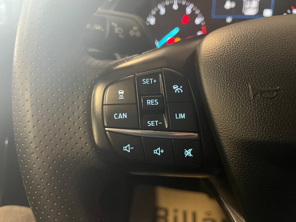 Ford Fiesta 1,0 EcoBoost mHEV ST-Line DCT 5d