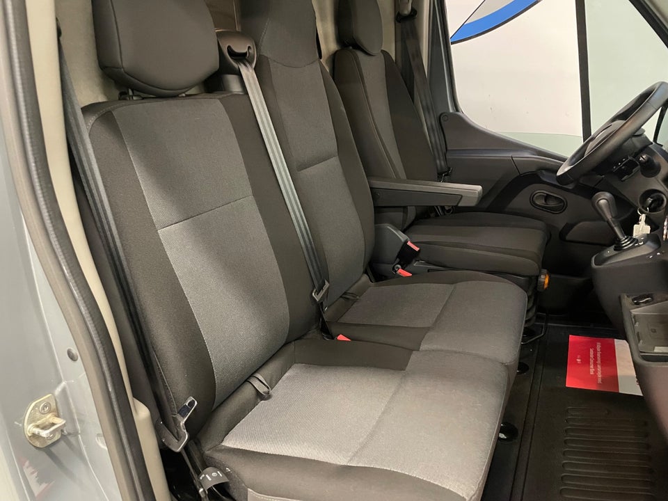 Renault Master IV T35 2,3 dCi 150 L2H2 Kassevogn aut.