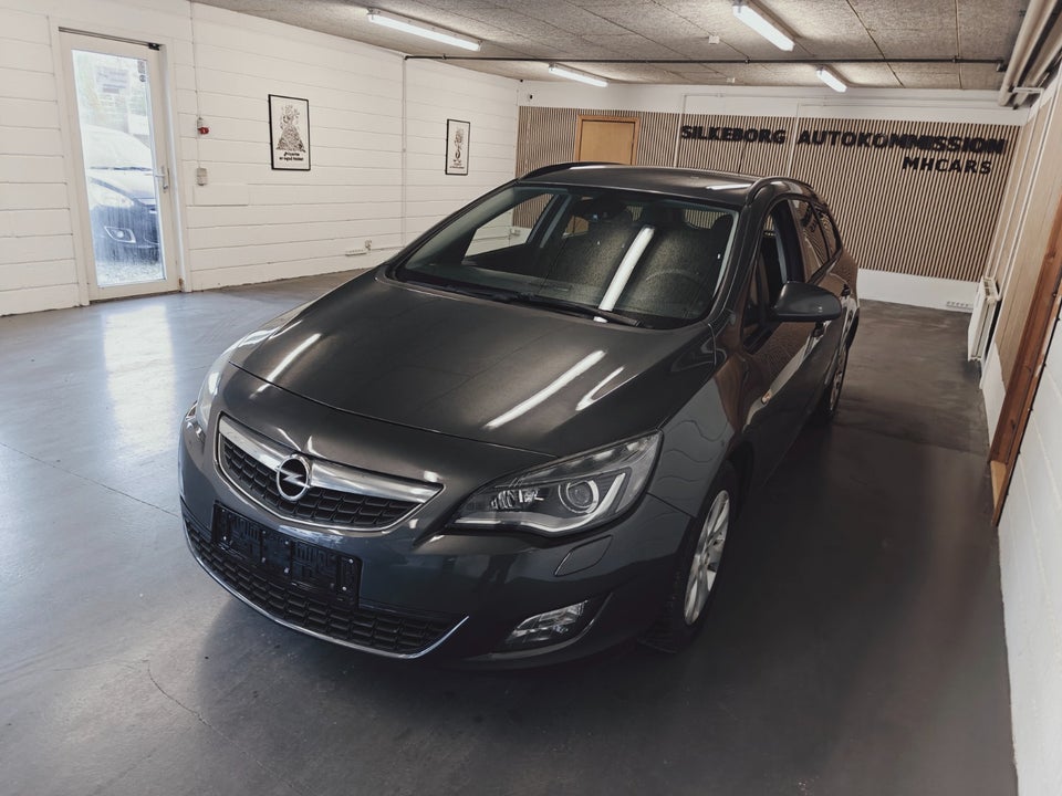 Opel Astra 1,7 CDTi 125 Enjoy Sports Tourer 5d