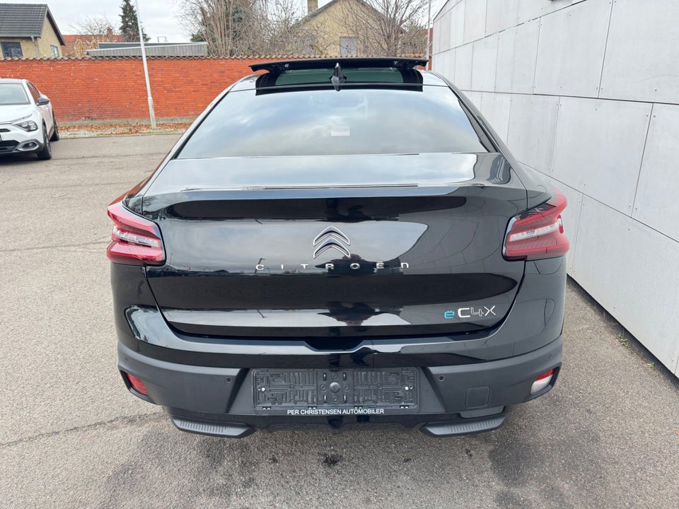 Citroën ë-C4 X 50 Shine 4d